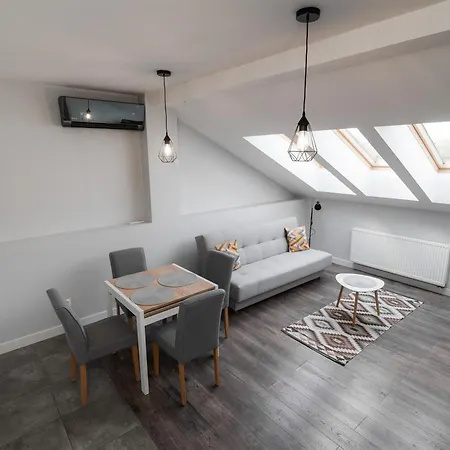 Warszawska Klimatyzacja Zamkniete Osiedle Parking Apartment Plock